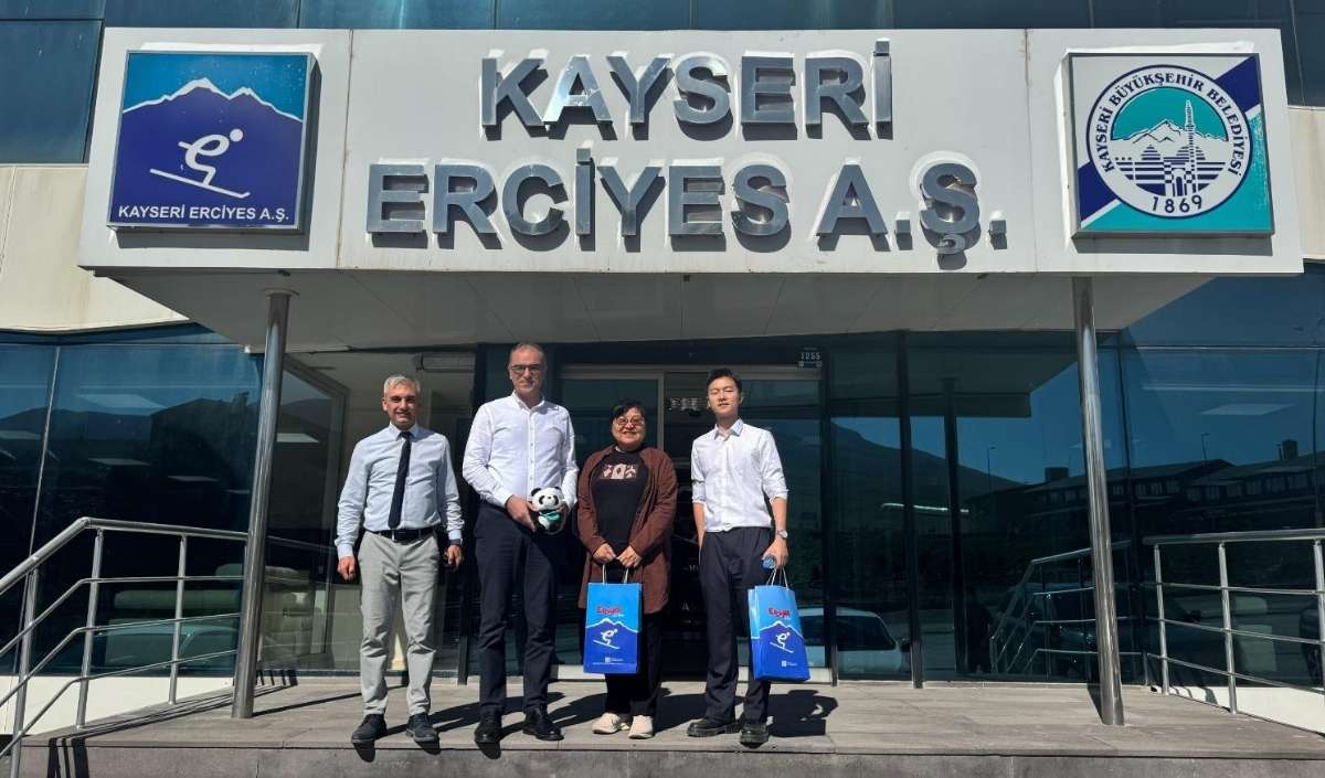 Erciyes Çinli Yetkililer (2)