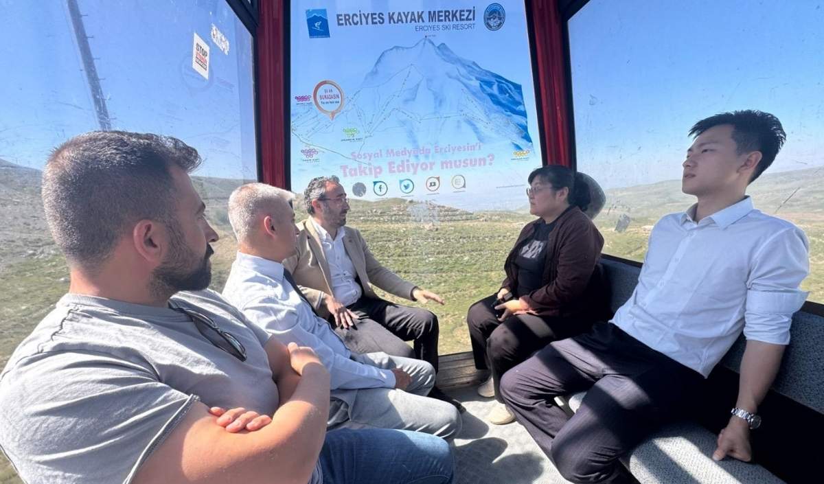 Erciyes Çinli Yetkililer (3)