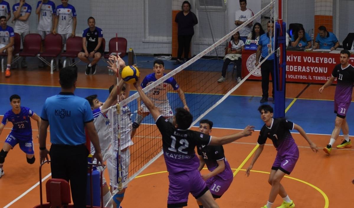 Kayseri’de Final Heyecanı 8 Maçta 8 Galip! (2)