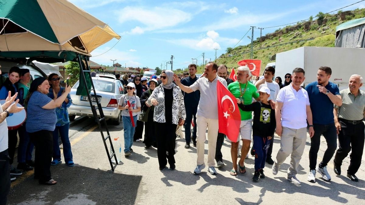 Kayseri’de Hafta Sonu Yüzbinler Orada Buluştu! Seneye Yeniden Yapılacak (3)