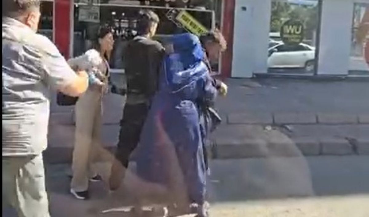 Kayseri'de Halk Otobüsünde Kavga! Kadınlar Birbirine Girdi (2)