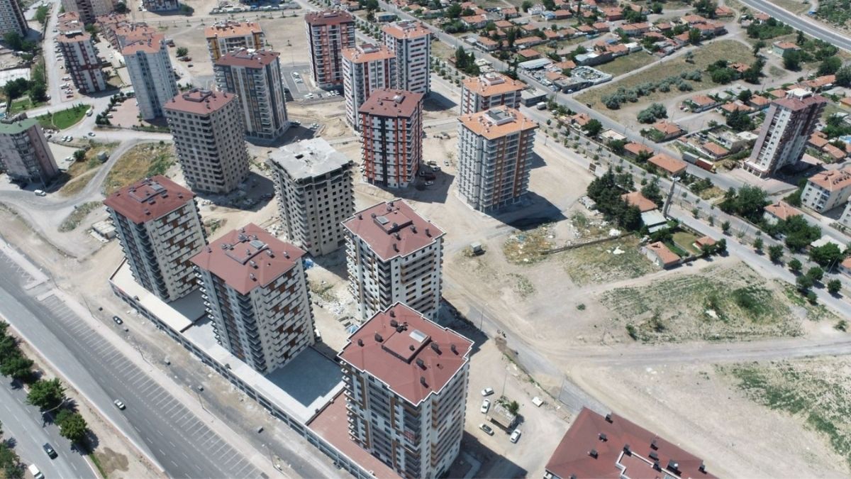 Kayseri’de Mahalleler Baştan Sona Değişiyor! 70 Blok, 3 Bin Daire, 100 Dükkan Tamamlandı (4)