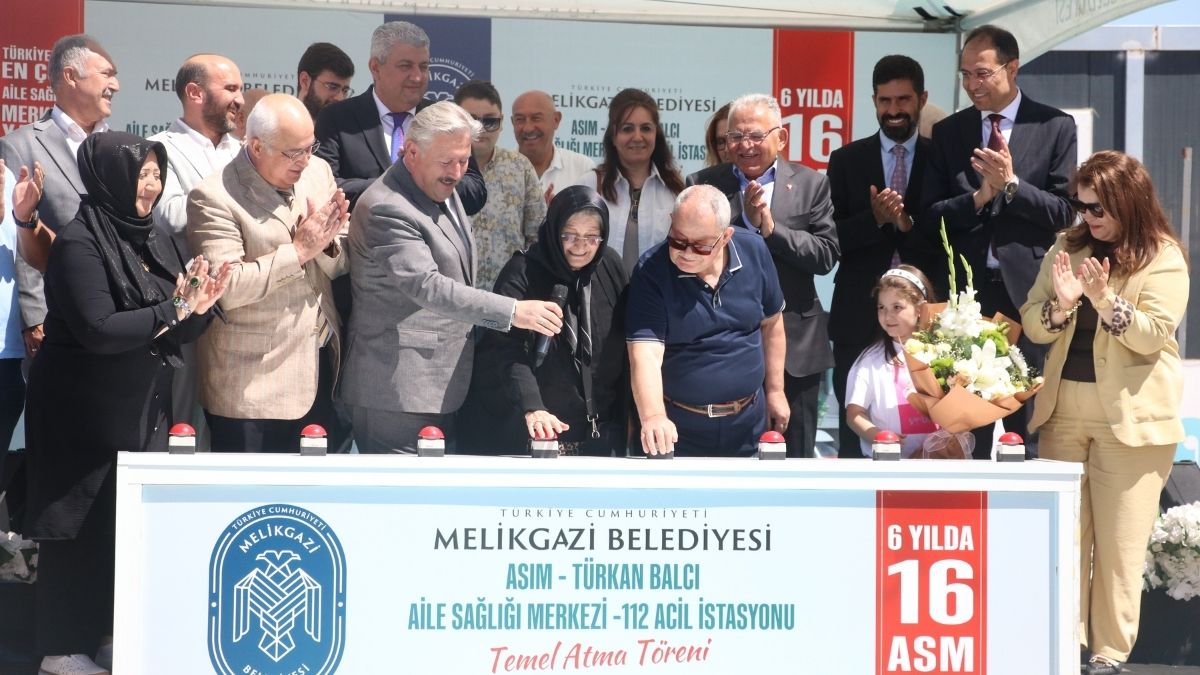 Kayseri'de Sağlık Merkezinin Temeli Atıldı! Yapımını O Aile Üstlendi (3)