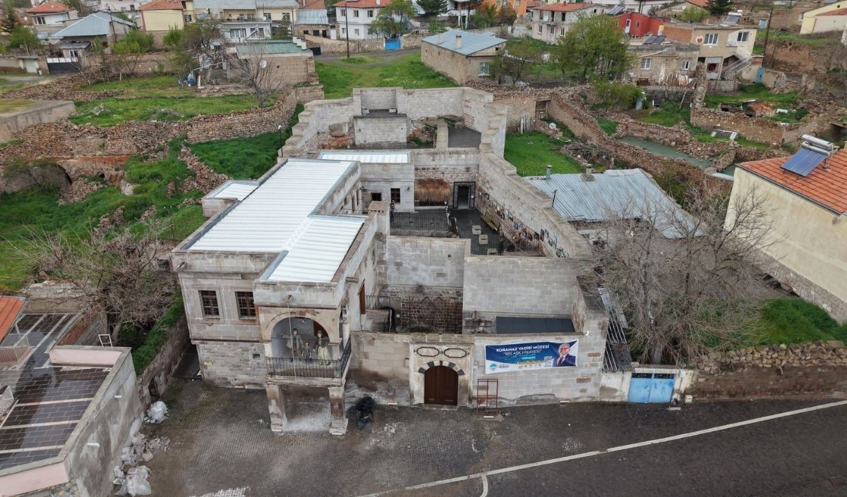 Kayseri’de Turistik Alanlarda Vakit Geçirecek Yer Var Mı Bir Tane Kafe Yokk