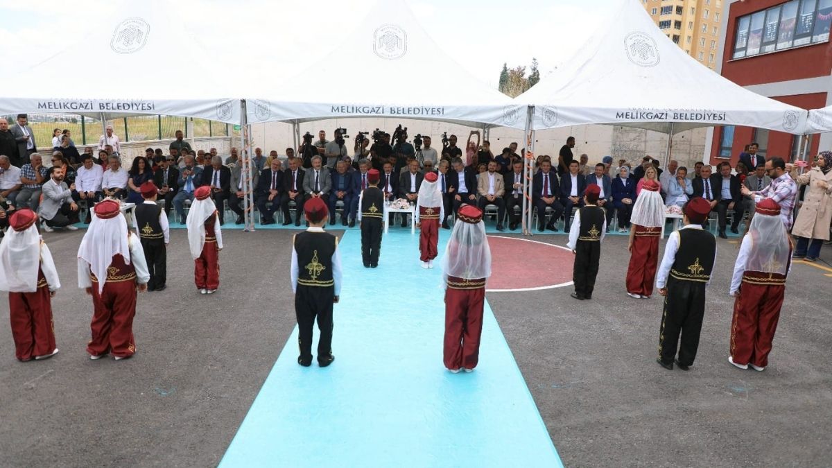 Kayseri'den Yeni Rekor! 3 Okul Aynı Anda Açıldı (4)