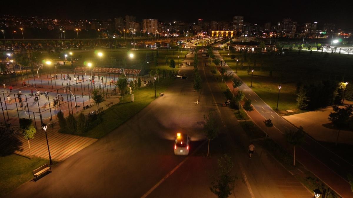 Kayseri'nin Dev Bahçesinde Denetim 16 Saat Sürüyor! (2)