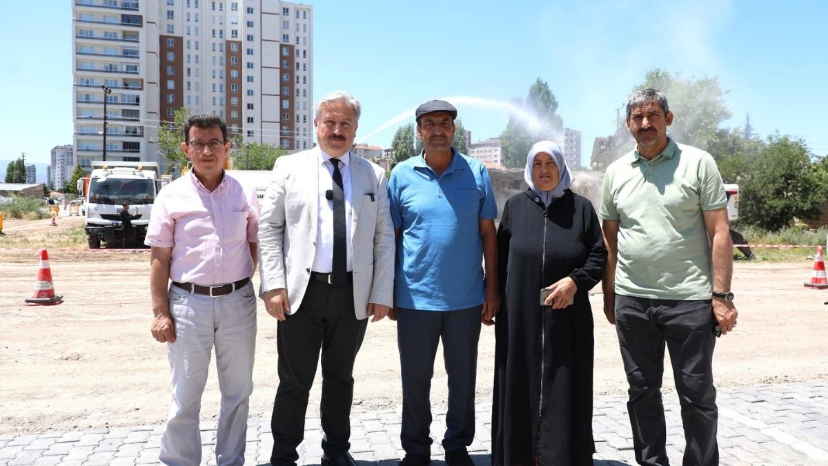 Kayseri’nin Suç Yuvaları Bir Bir Yıkılıyor! Yerine Park Yapılacak (1)