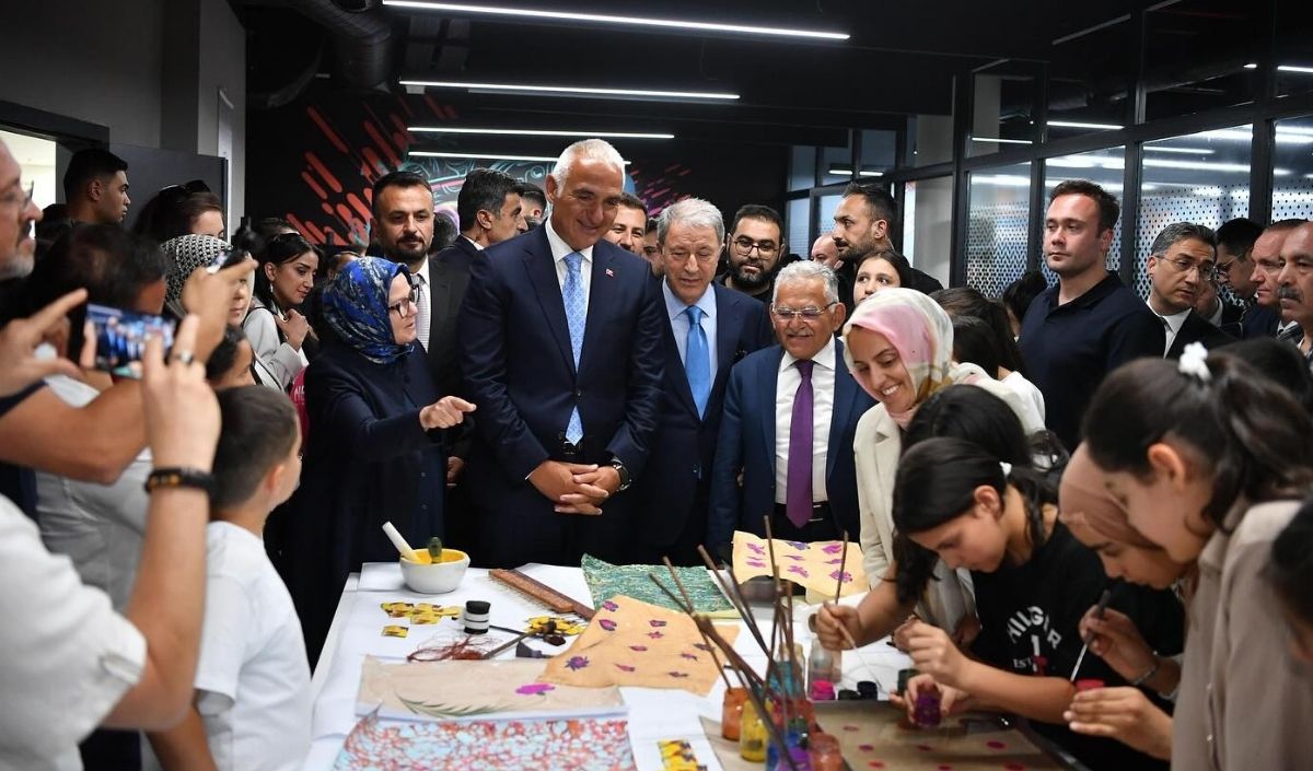 Kütüphane Açılış (5)