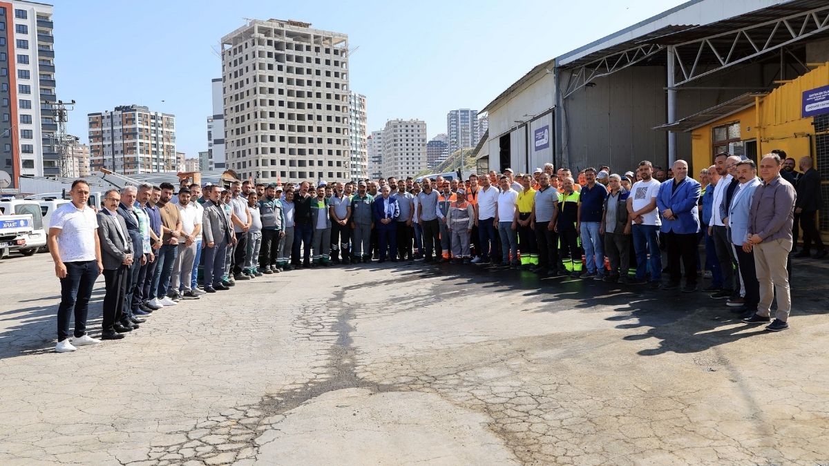 Mustafa Yalçın Bayramlaşma (3)