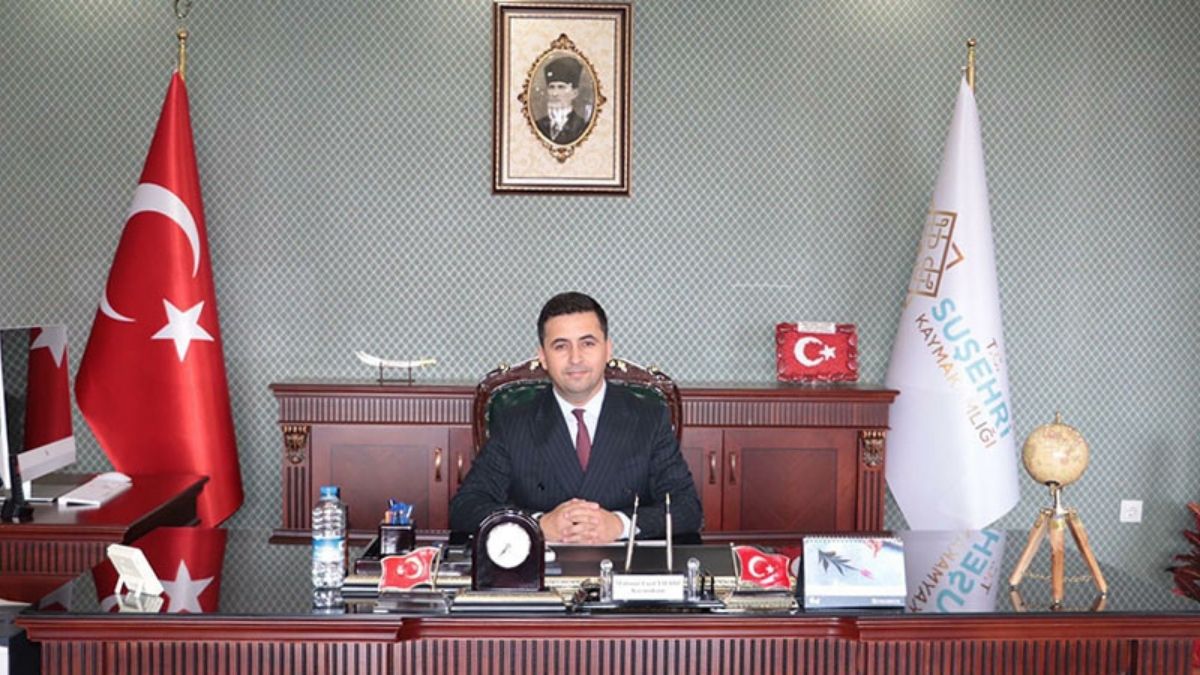 Sivas’ta Kayserili O Isim Dikkat Çekiyor! Bir Ilçeyi Yönetiyor (5)