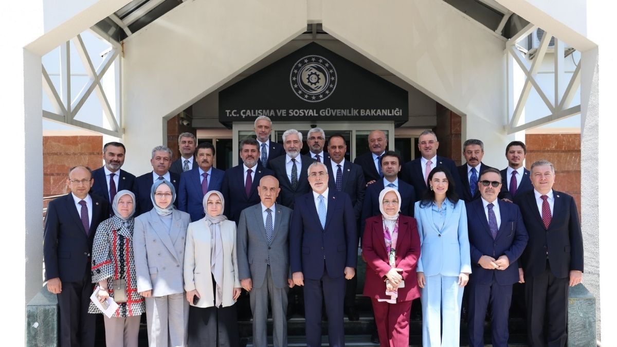Vekil Özsoy (1)