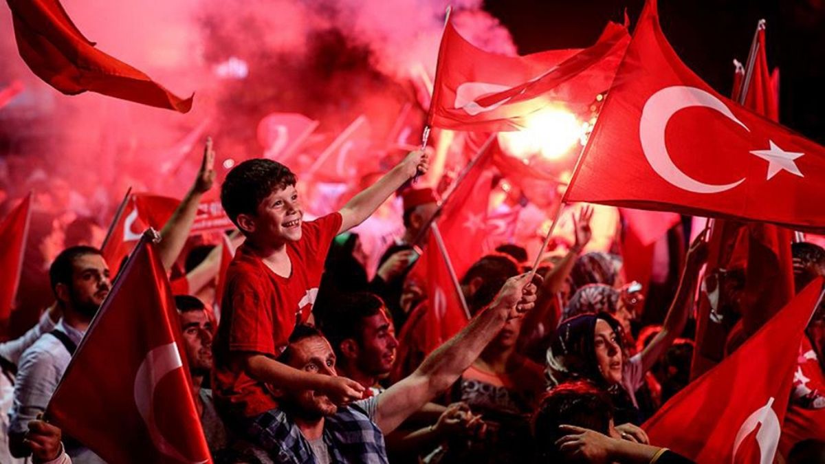 15 Temmuz Resmi Tatil Mi (5)