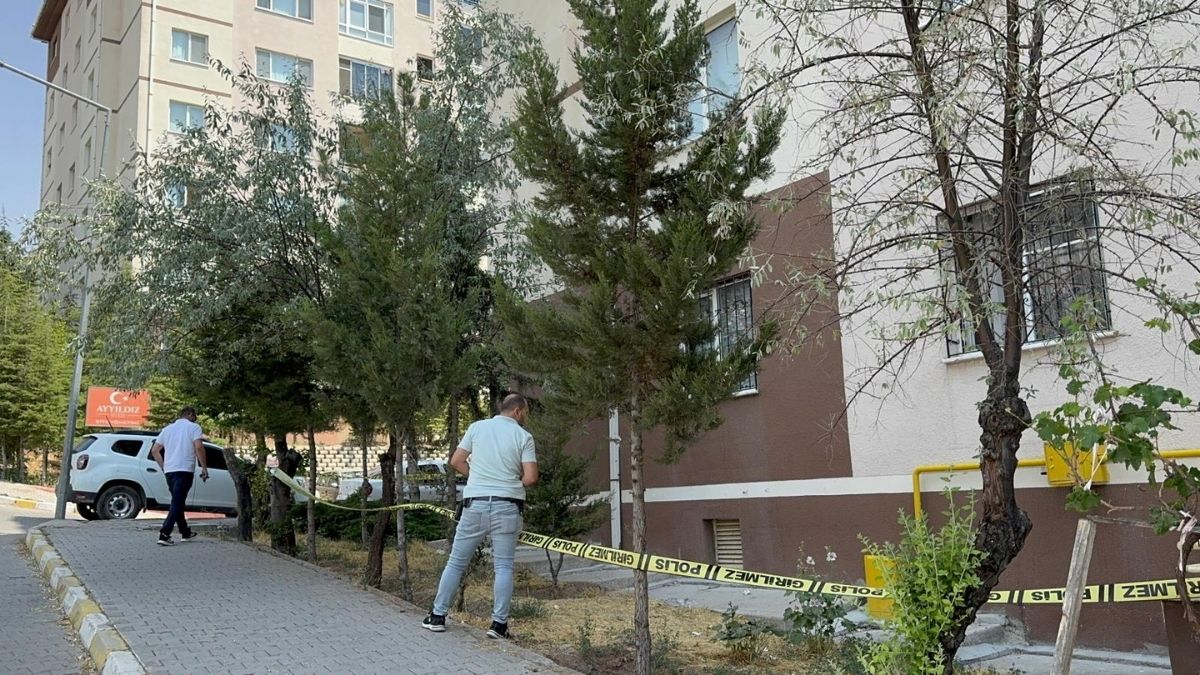 4. Kattan Düşen Çocuk Ağır Yaralandı (3)-1