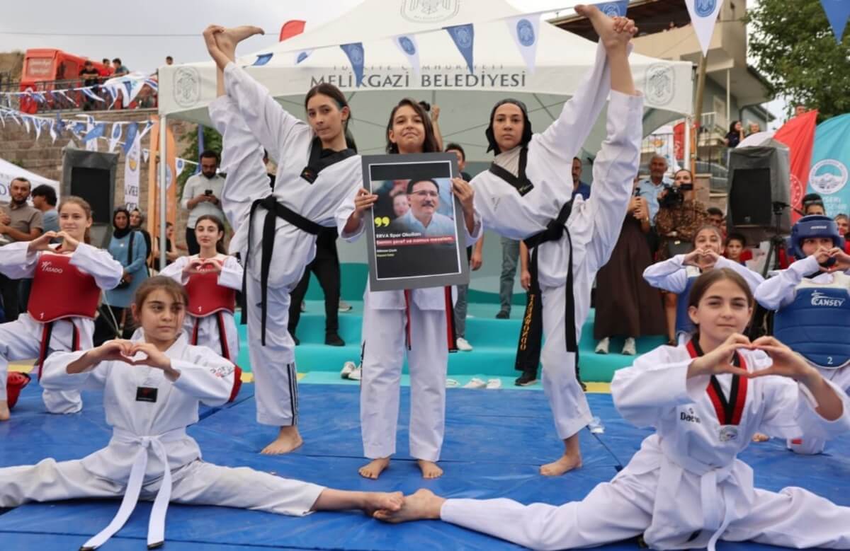 vali çiçek