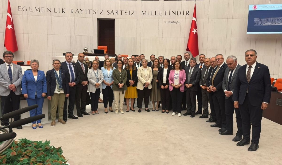 Aşkın Genç Zeydan Karalar (1)