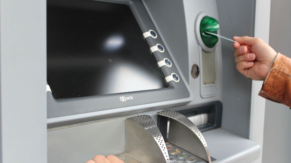 Atm (2)