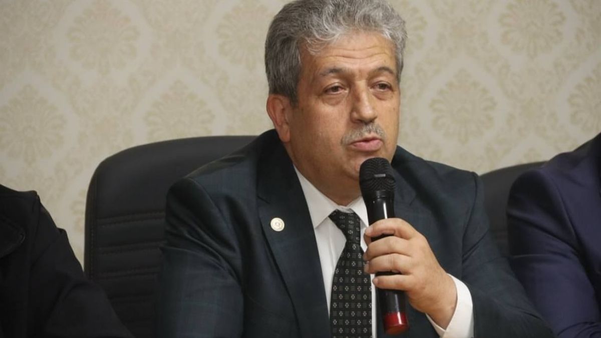 Bayar Özsoy (1)