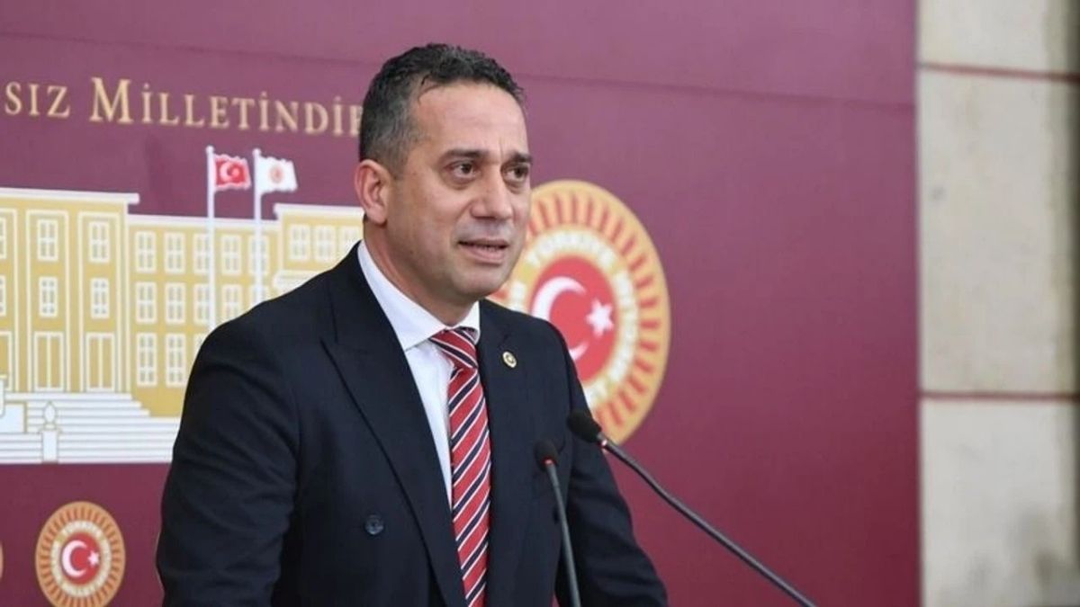 Bayar Özsoy Bakalava Kutusu (3)