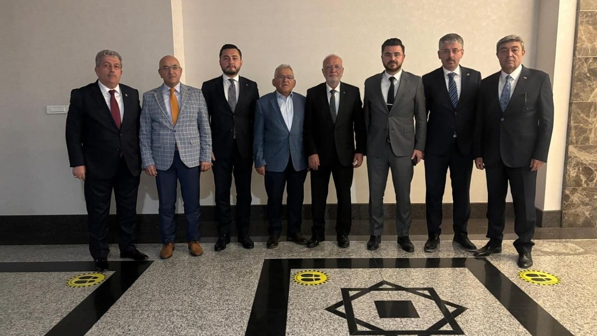 Büyükkılıç Akp Buluşması (4)