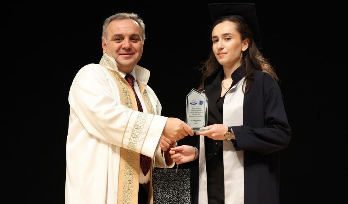 Erü Sağlık Mezuniyeti 4 Temmuz (3)
