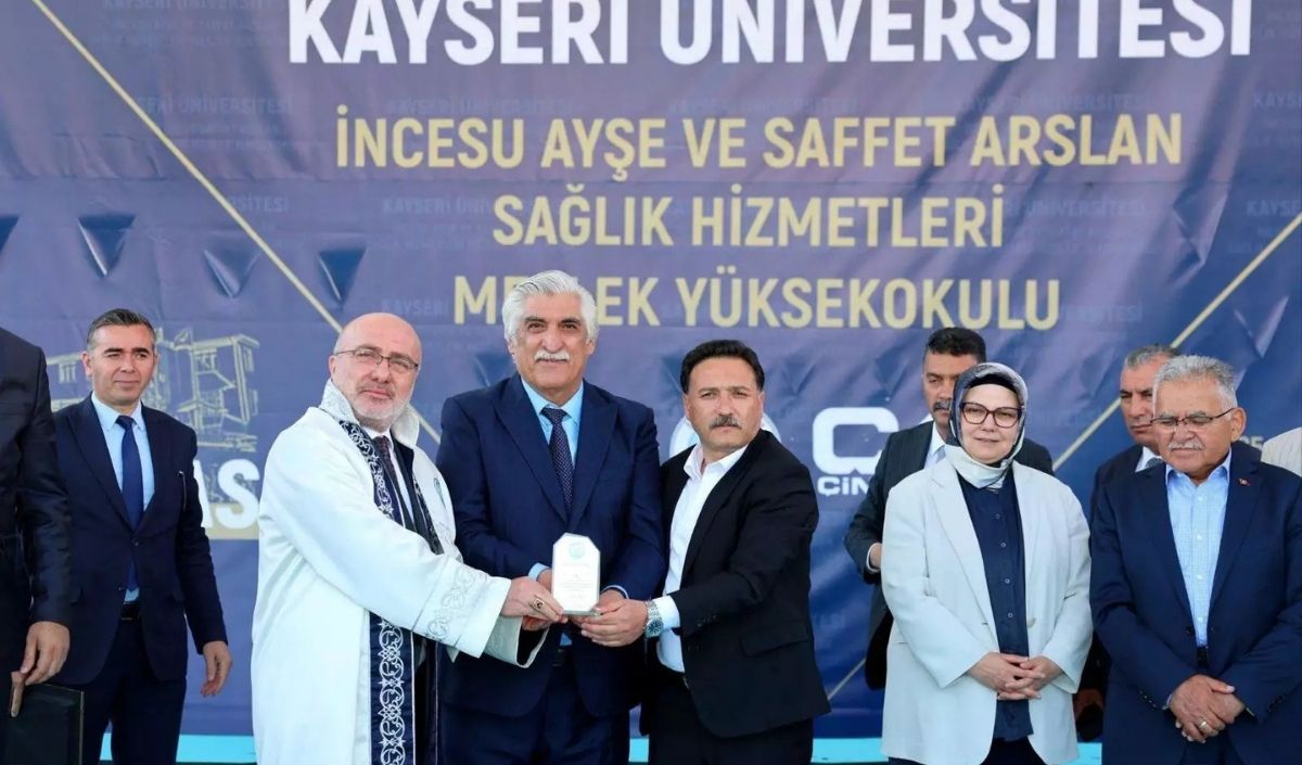 Hayırsever Kayserili Iş Insanından Eğitime Bir Destek Daha! (2)