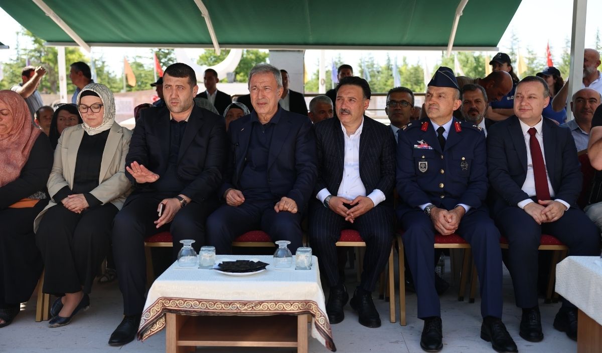Hulusi Akar (2)-1
