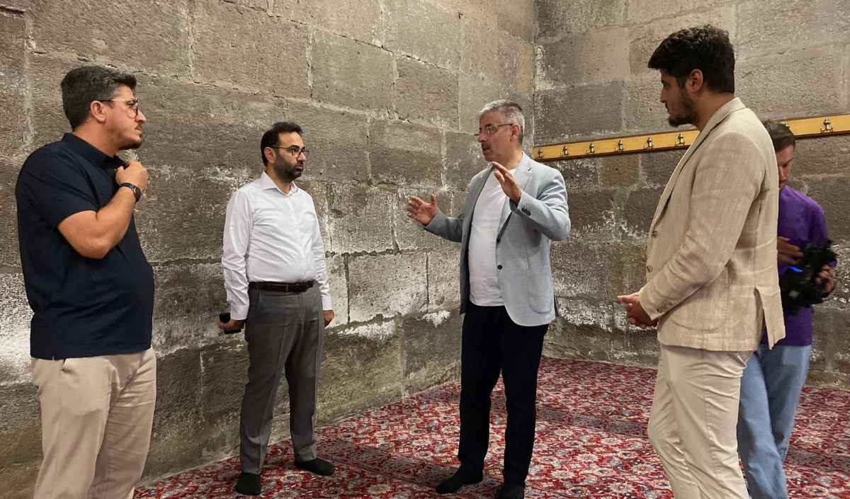 Hunat Cami Çopuroğlu (2)
