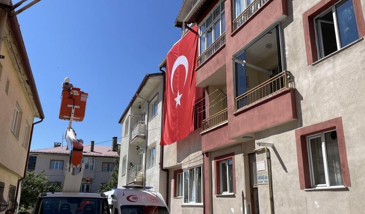 Kayseri Şehidini Son Yolculuğuna Uğurlayacak (1)