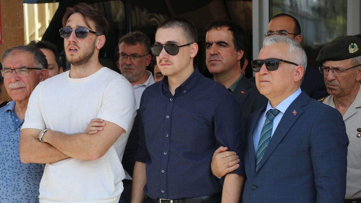 Kayseri Valisi Acı Haberi Duyurmuştu! Vefat Eden Mülkiye Başmüfettişi Ankara'ya Uğurlandı (2)