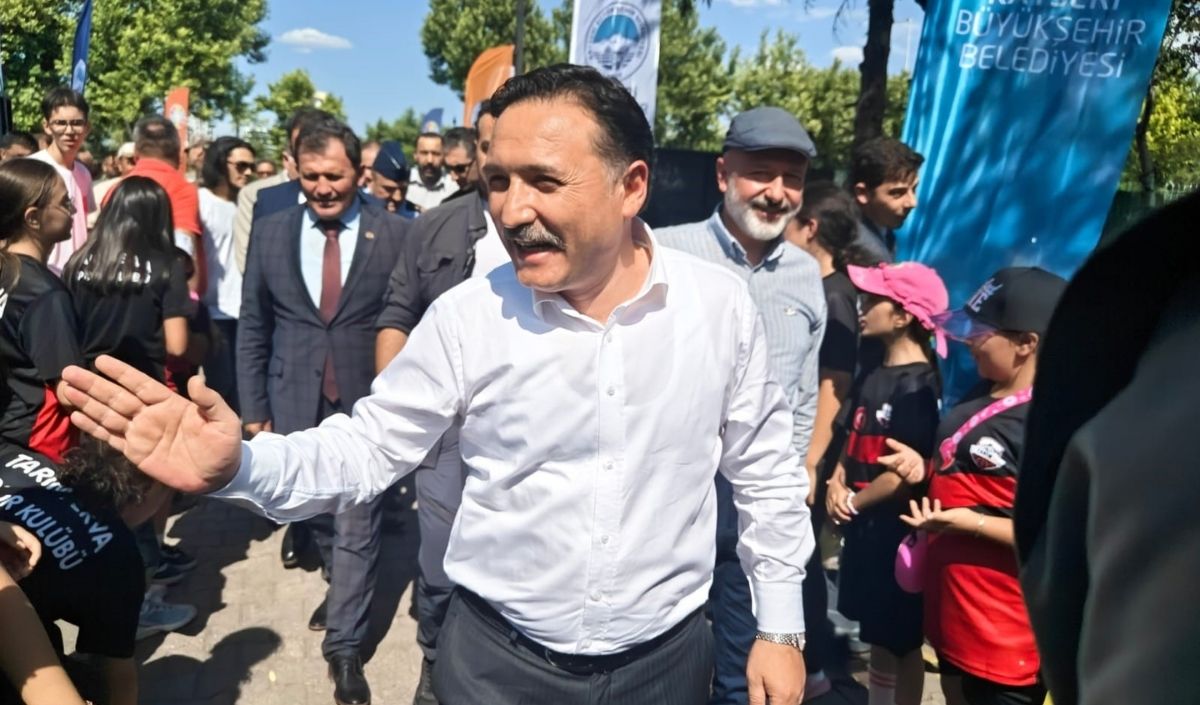 Kayseri’de Gençliğe Büyük Yatırım 56. Erva Spor Okulu Törenle Açıldı (5)