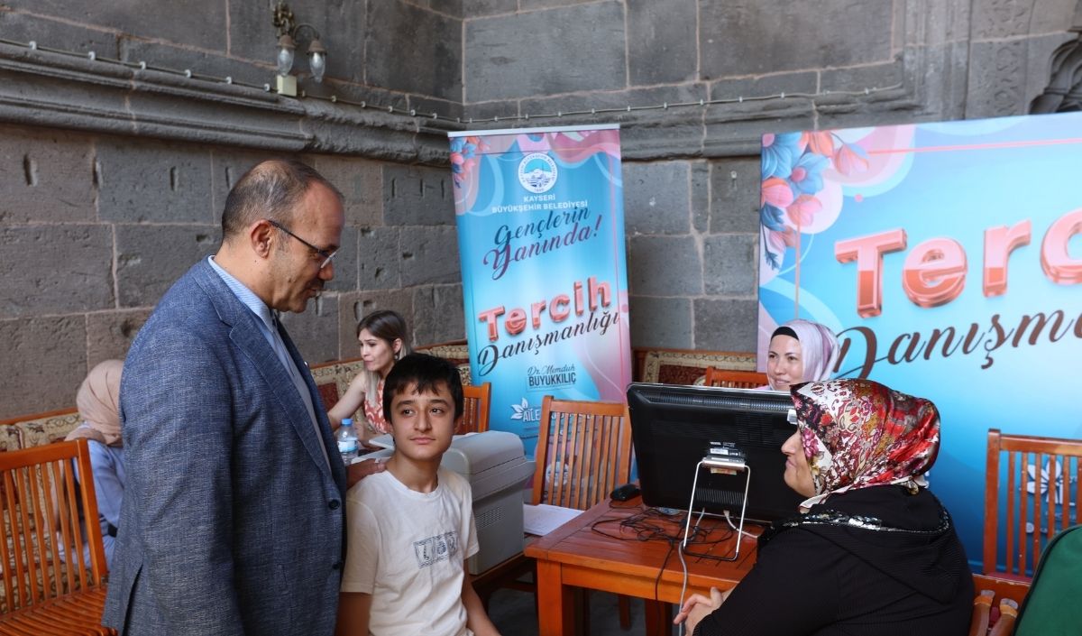 Kayseri’de Lgs Tercihleri Için Harekete Geçildi! (1)