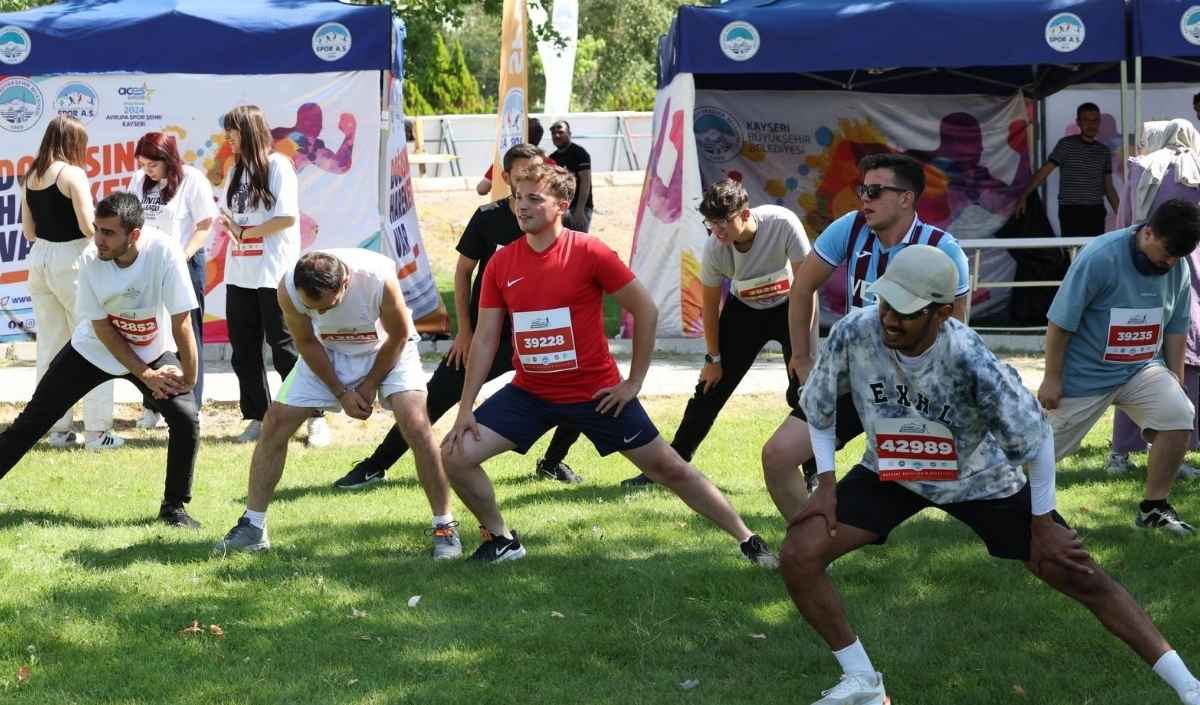 Koşu Yapılıyor (2)