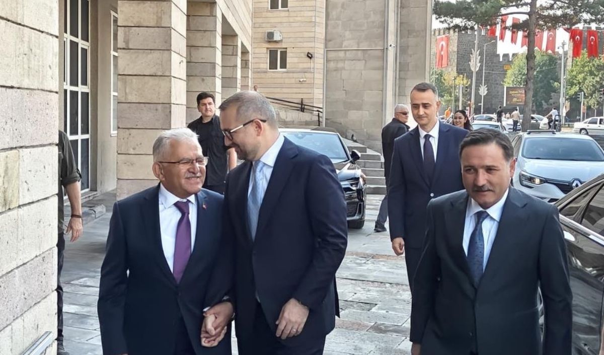 Merkez Bankası Başkanı Karahan'dan Kayseri Valiliği'ne Ziyaret (3)