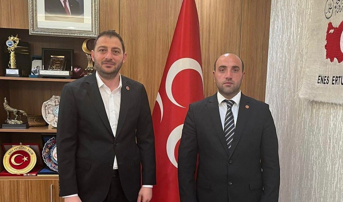 Mhpli Eski Başkan Yeniden Görevde