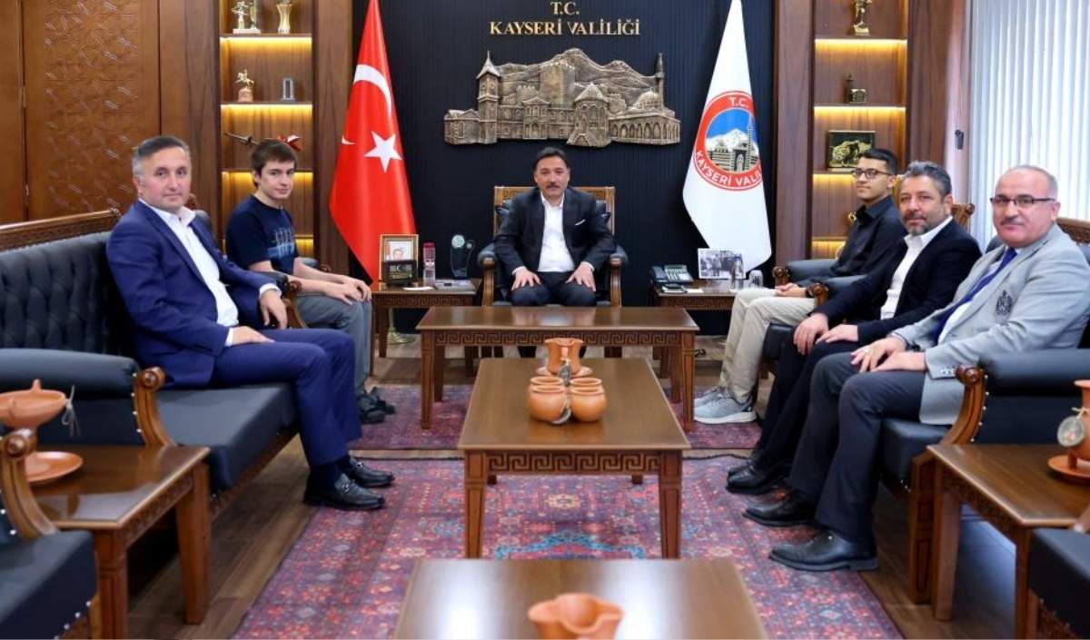 Nadire Ana Manşet (10)