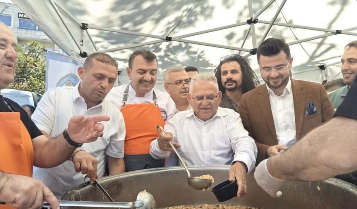 Nur Demi̇r (2)-2