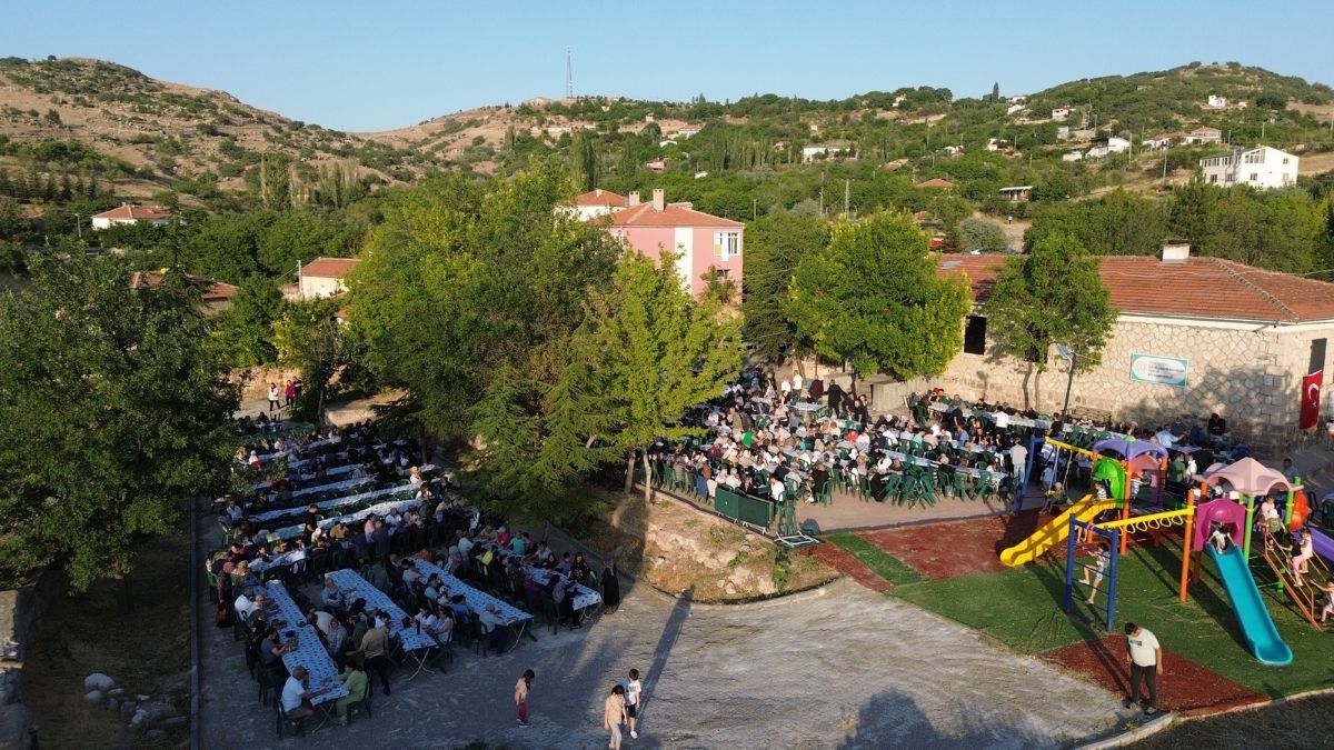 Şenlik (1)