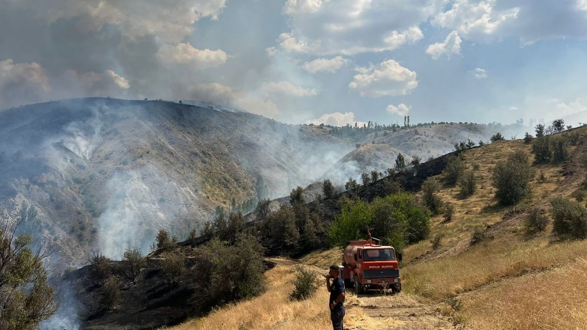 Sivas Yangın (2)