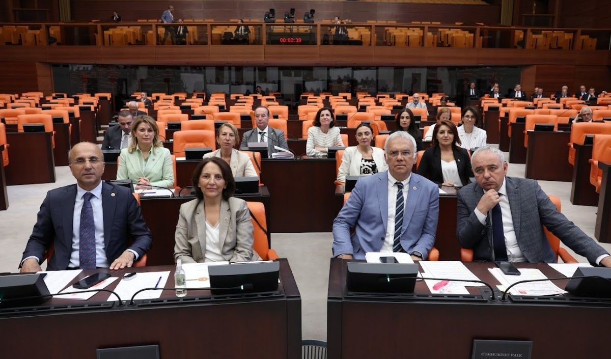 Tbmm’de Gece Yarısı Çıkışı! ‘Kayseri Sandıkta Değil, Hizmette De Hatırlanmak Istiyor’ (3)