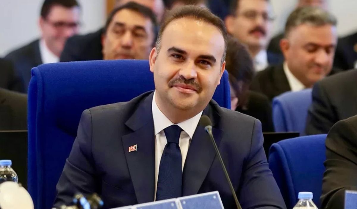 Teknoloji Bakanlığından 2030'A Yerli Yapay Zeka Yatırımı Başladı (2)