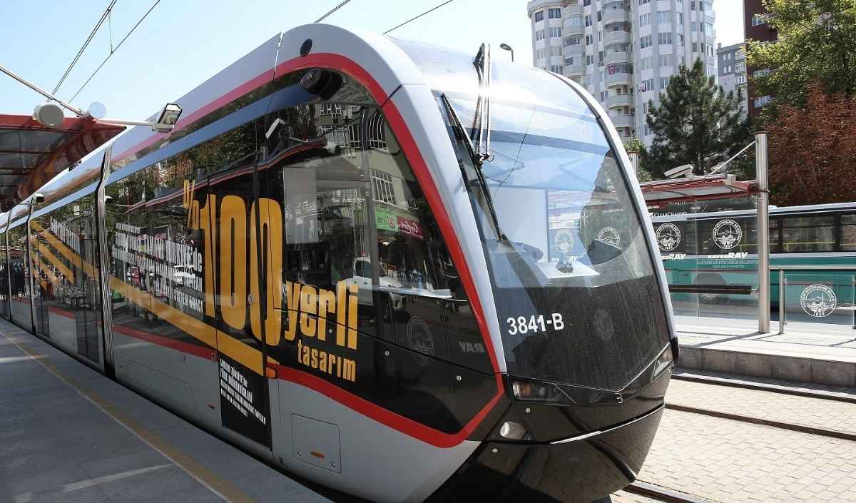 Tramvaylar Ücretsiz (1)