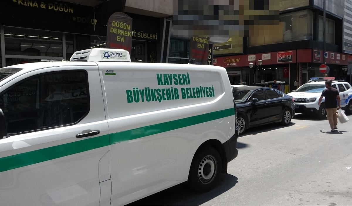 Otel odasında