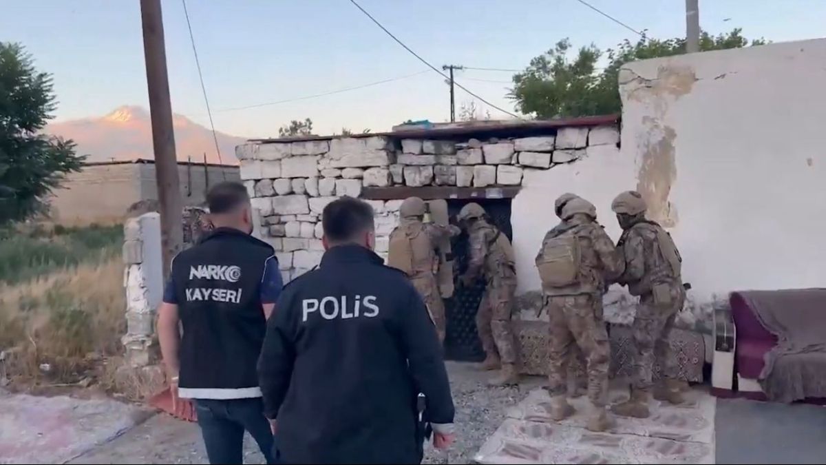 Yasaklı Madde Ticatreti (1)