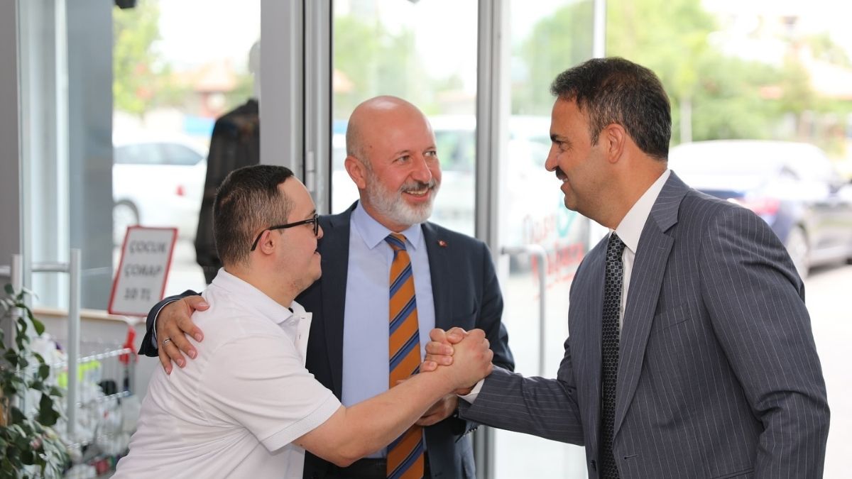Yeni Kaymakam Ve Çolakbayrakdar (4)