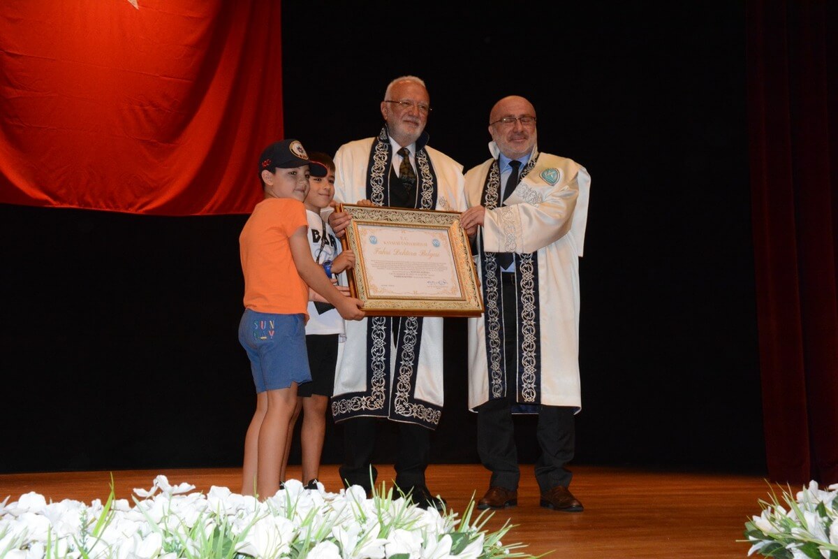 mustafa elitaş