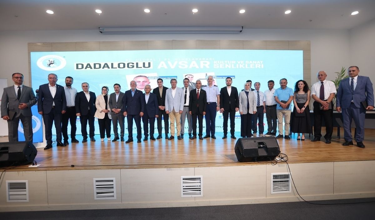 Kayseri'de Avşar Kültürü Sahiplenildi! Protokol Panelde Buluştu! (1)