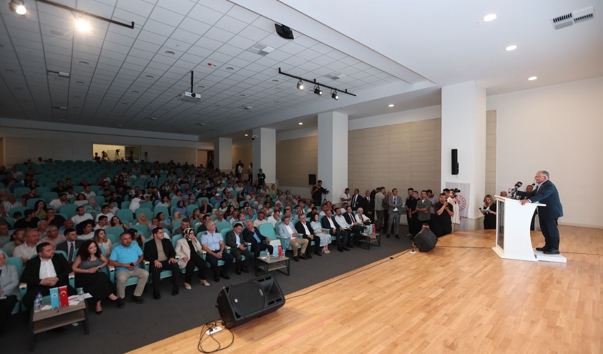 Kayseri'de Avşar Kültürü Sahiplenildi! Protokol Panelde Buluştu! (5)