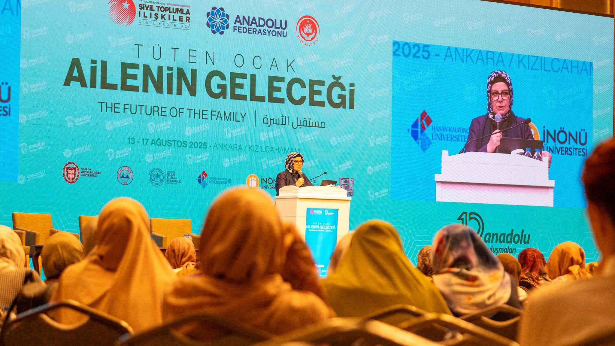 19. Anadolu Buluşmalarında “Ailenin Geleceği” Tartışıldı (1)