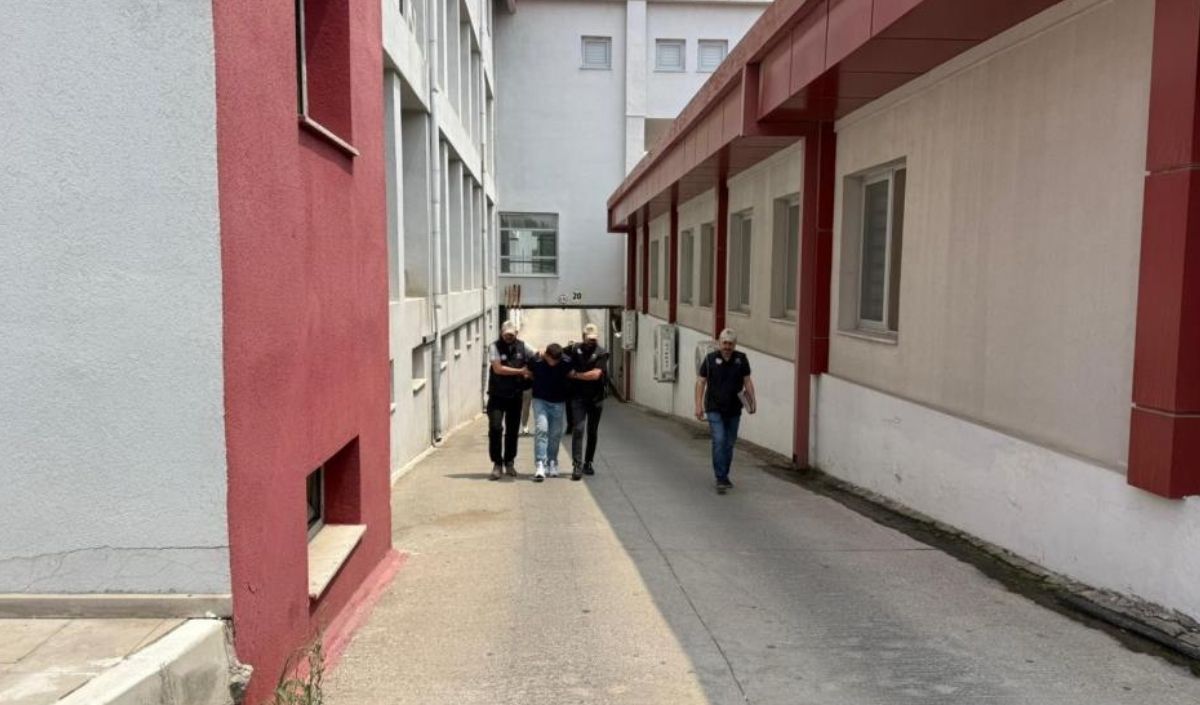 2 Uzman Çavuş Fetö Hükümlüsü Ve Firari Çıktı (2)
