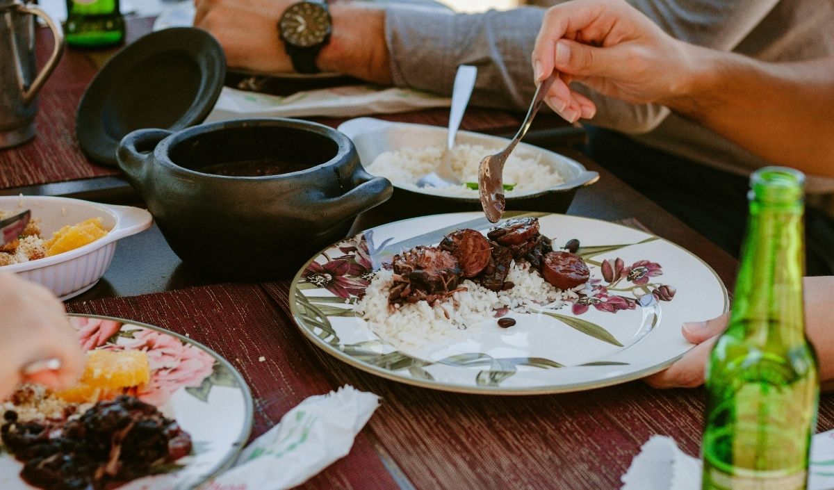 Akşam Yemeğini Geç Yemek Metabolizmayı Nasıl Bozar (1)